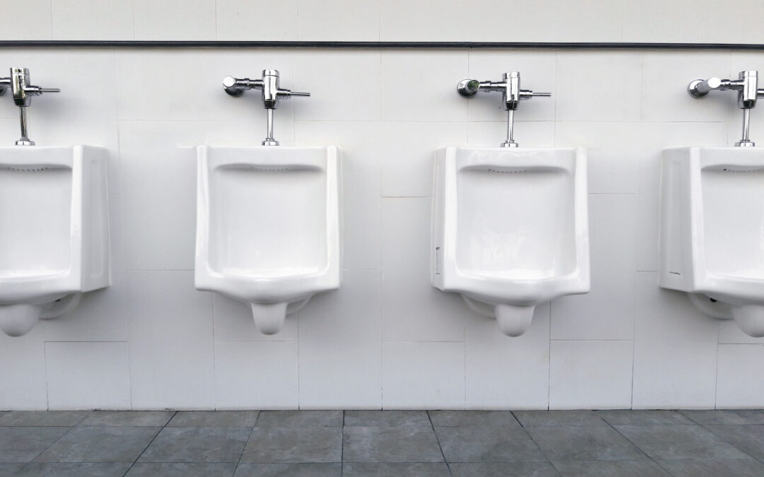 How to Unclog Urinals in a Commercial Space